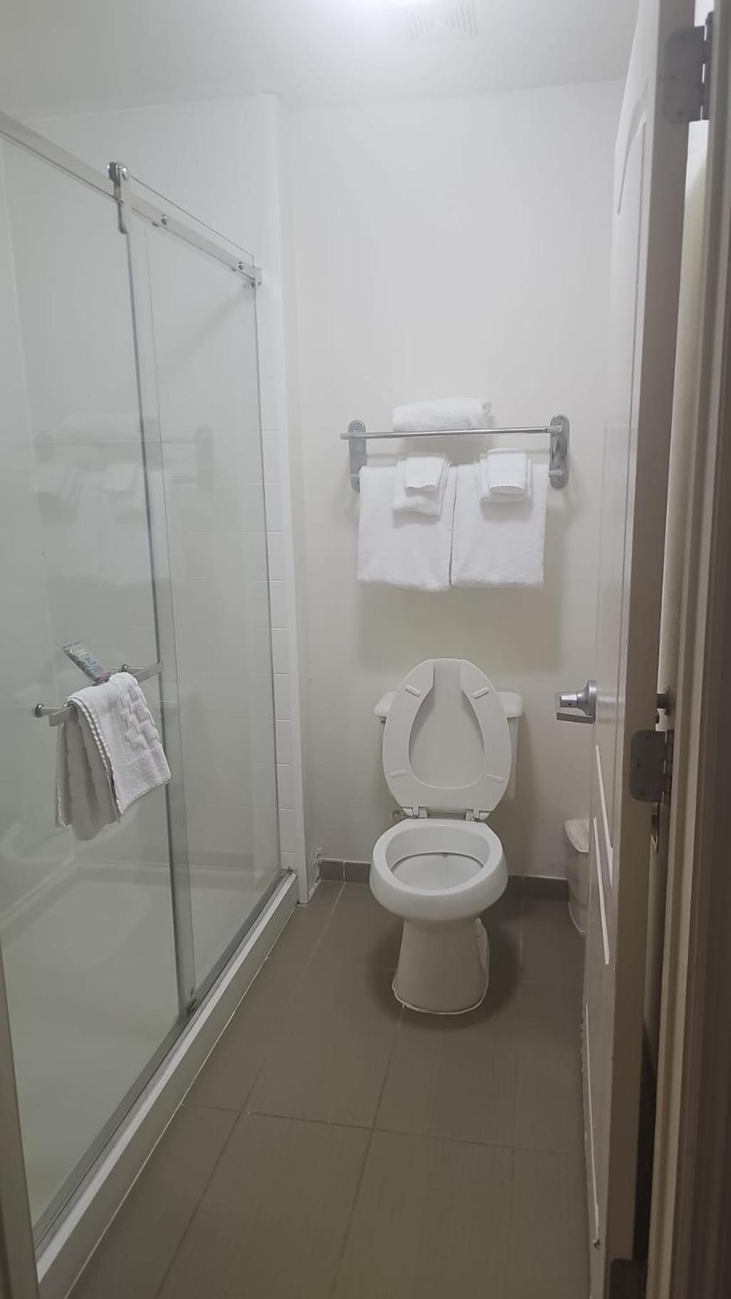 אורלנדו Montreal Suites מראה חיצוני תמונה