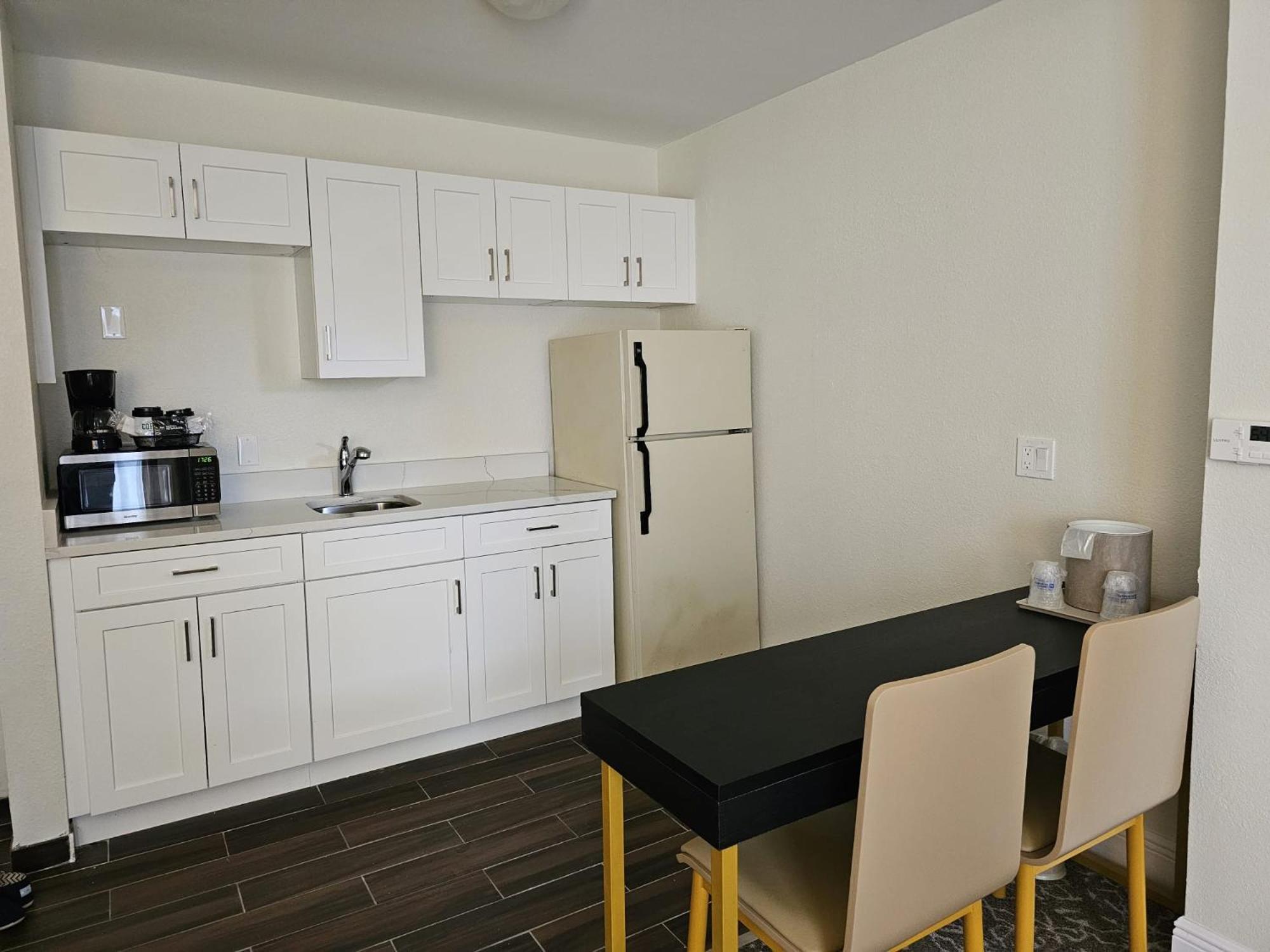 אורלנדו Montreal Suites מראה חיצוני תמונה